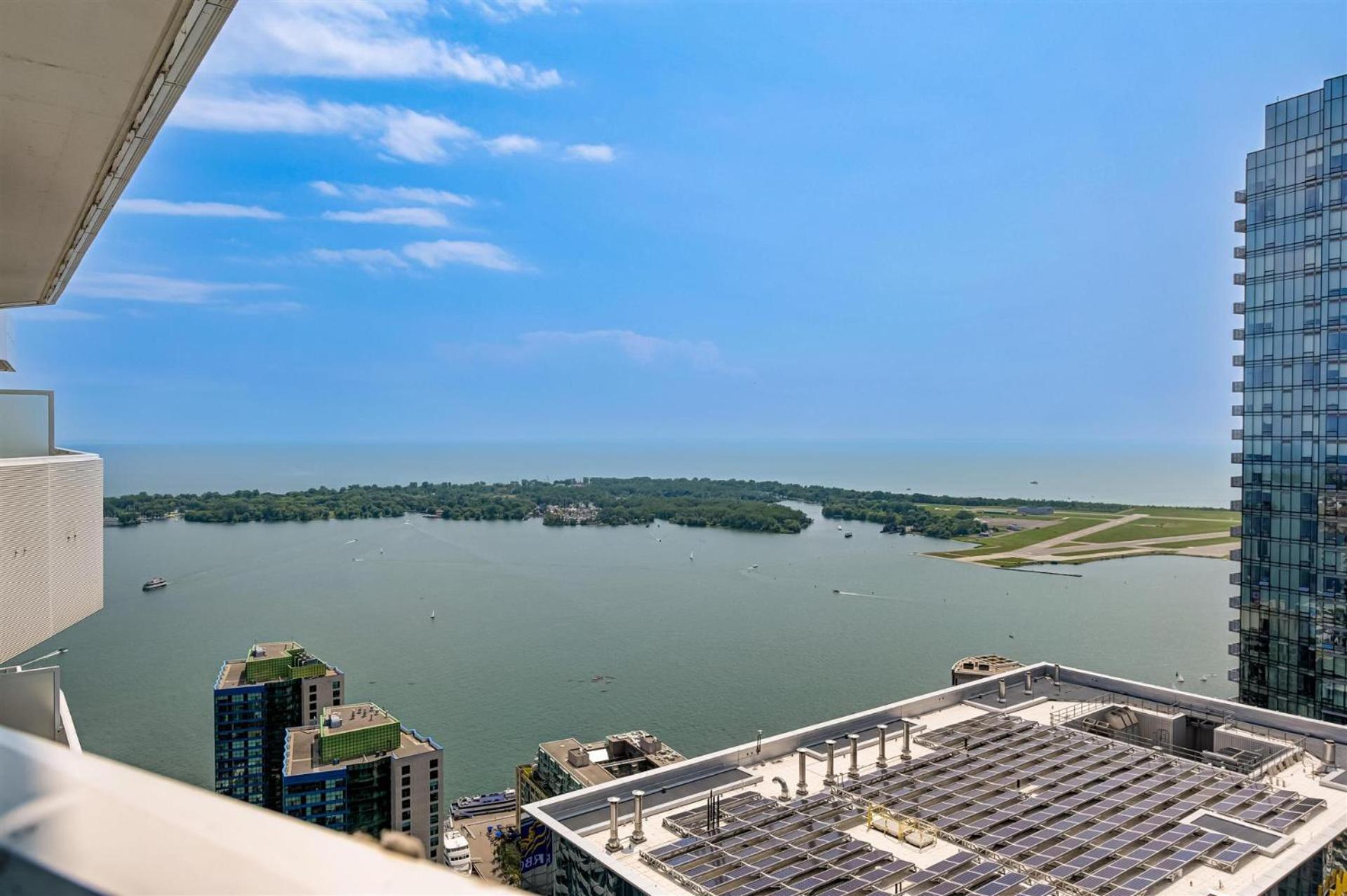 Presidential Suite Heart Of Downtown With Stunning View Торонто Экстерьер фото