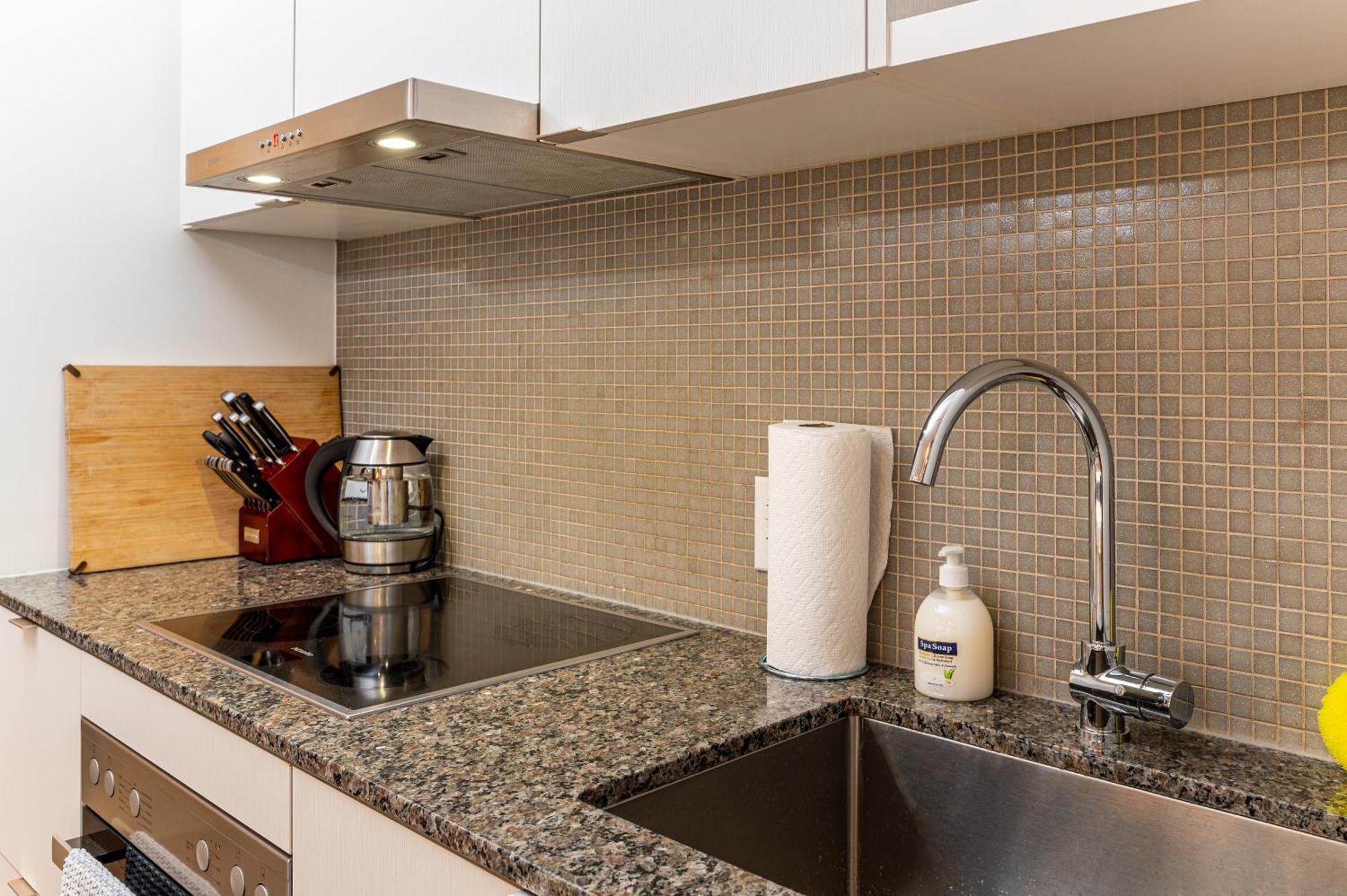 Presidential Suite Heart Of Downtown With Stunning View Торонто Экстерьер фото